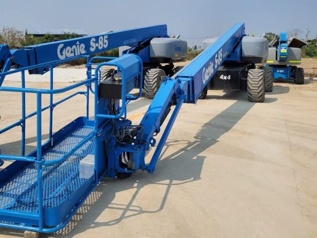 91 ft Used Boom Lift, Genie S85(2018)