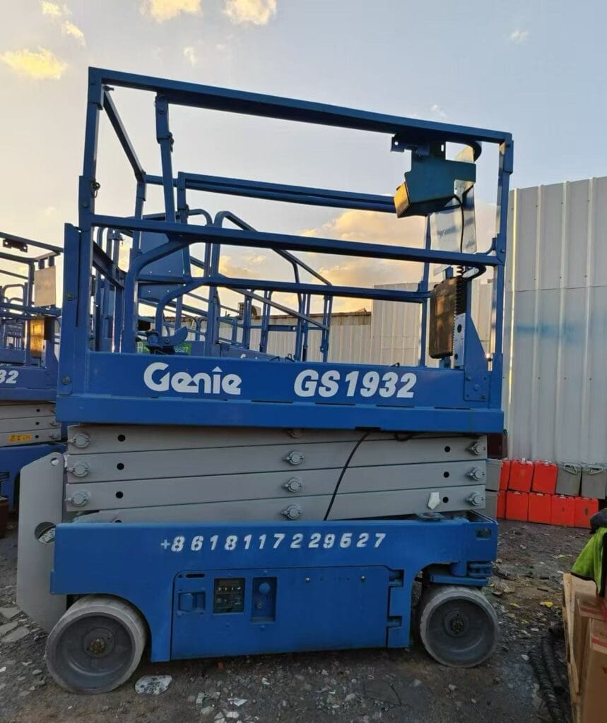 24 ft Used Scissor Lift, GS-1932 (2018)