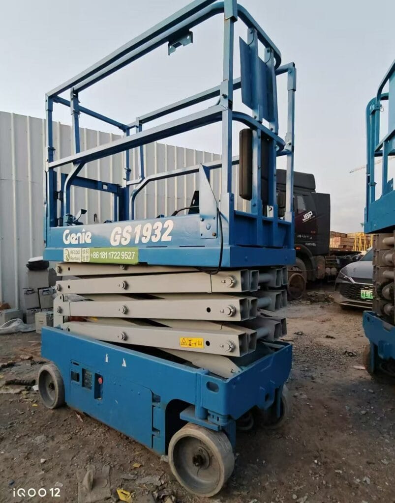 24 ft Used Scissor Lift, GS-1932 (2018)