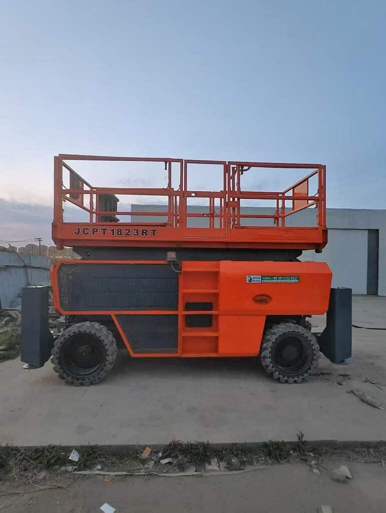 51 Ft Used Scissor Lift, DINGLI JCPT1823RT(2019)