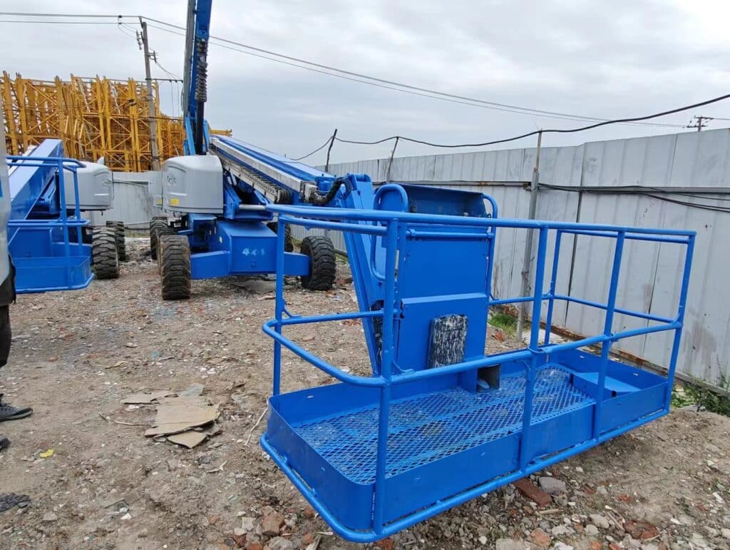 71 Ft Used Boom Lift, Genie S65(2016)
